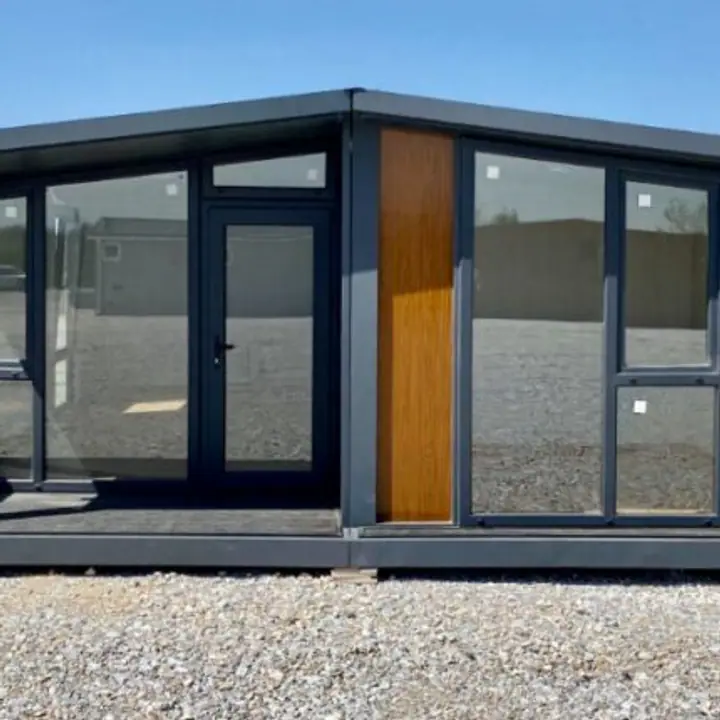 Casa mobila de tip container Barn 45m2