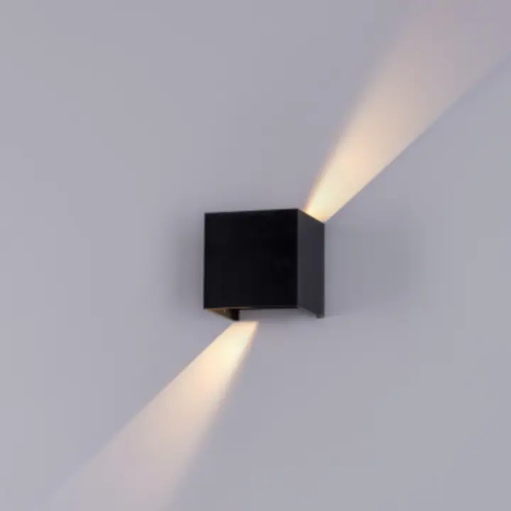Corp de iluminat exterior Luce Black 1003-5N