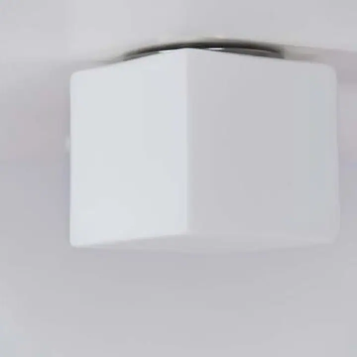 Aplica alba din sticla Cubo