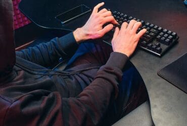 De Ce Să NU Cumperi de pe Site-urile cu Date False sau Incorecte? 60 internetromania.ro de ce sa nu cumperi de pe site urile cu date false sau incorecte