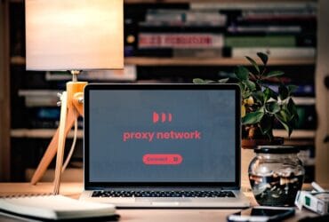 Ce Este un Proxy și De Ce Ai Nevoie de Unul? Ghid Complet pentru 2025 39 internetromania.ro ce este un proxy si de ce ai nevoie de unul ghid complet pentru 2025